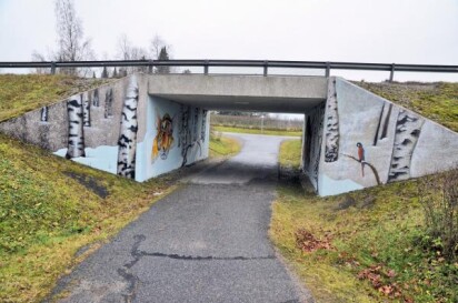 Muralmålning i tunneln vid Malaxvägen.