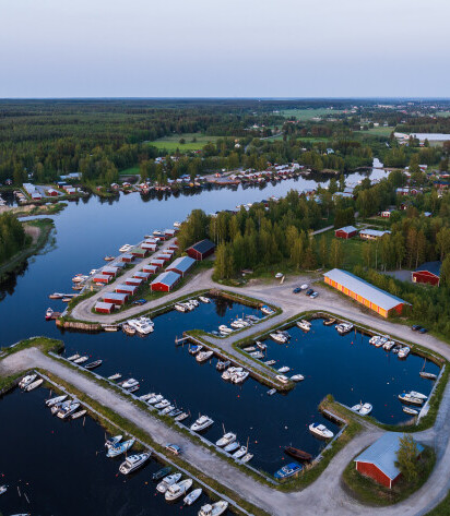 Dronarfoto Aminne hamn i Malax Christoffer Bjorklund